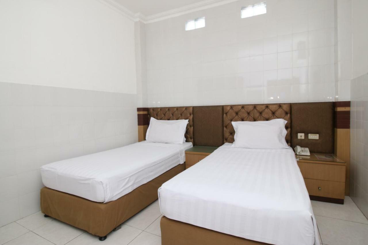 Hotel Metro Surabaja Zewnętrze zdjęcie