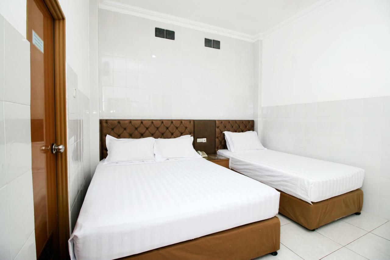 Hotel Metro Surabaja Zewnętrze zdjęcie