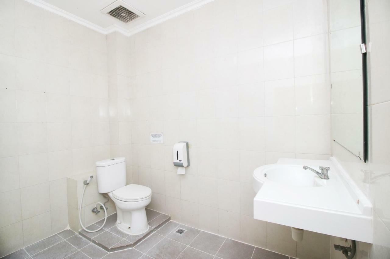 Hotel Metro Surabaja Zewnętrze zdjęcie